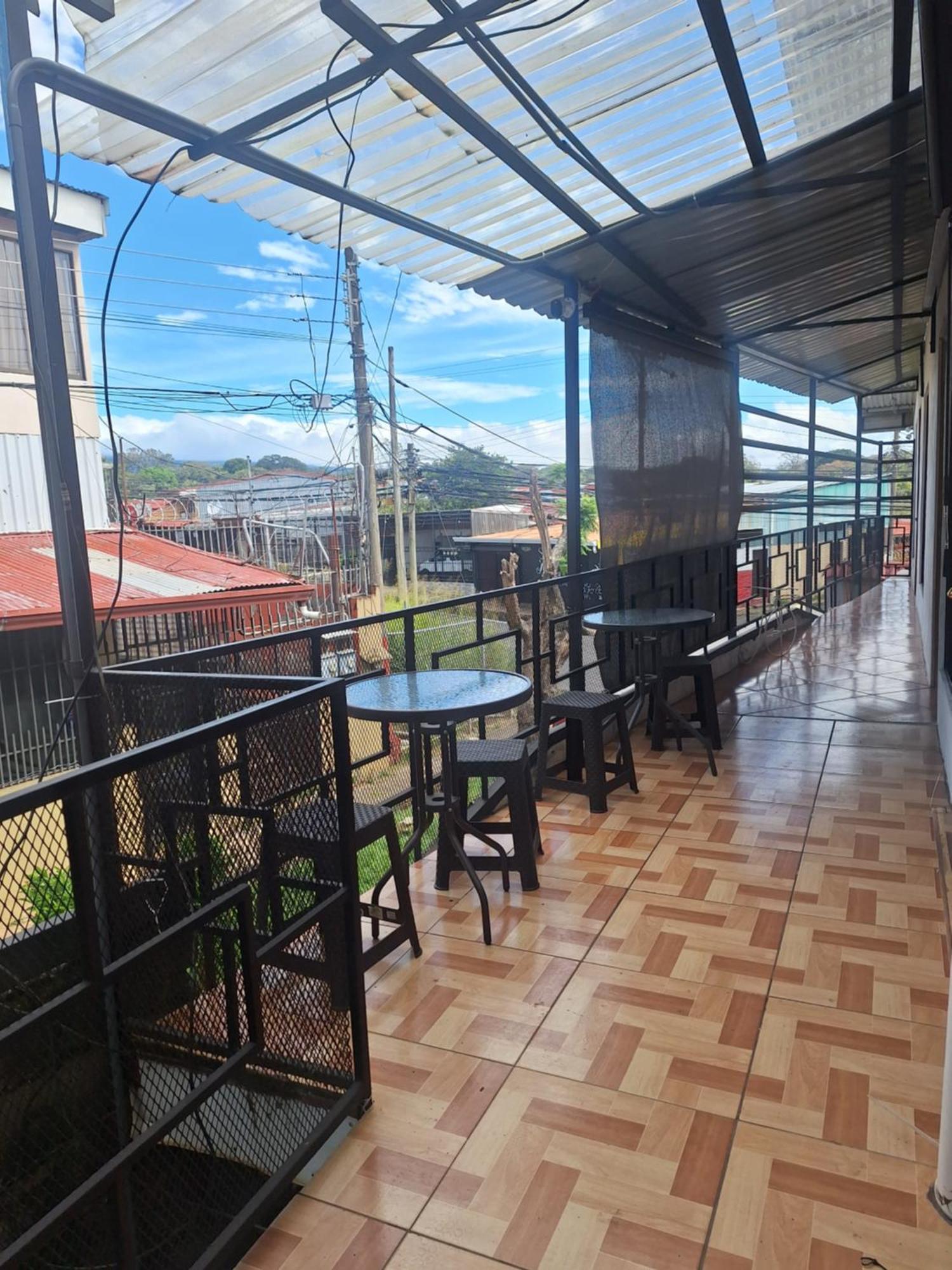 Anchia - Hostel Alajuela Exterior photo